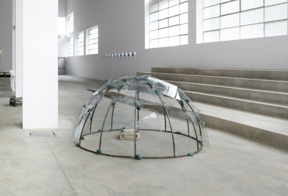 MARIO MERZ. Igloos