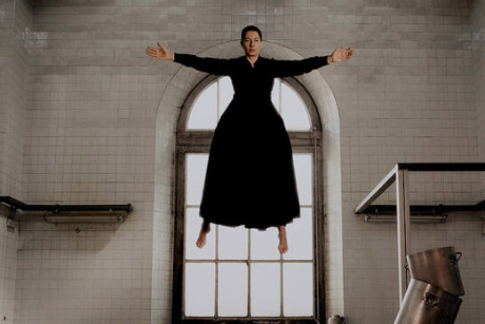 MARINA ABRAMOVIC. ESTASI